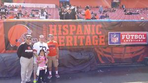 NFL Hispanic Heritage Leadership Award to Luis Cartagena