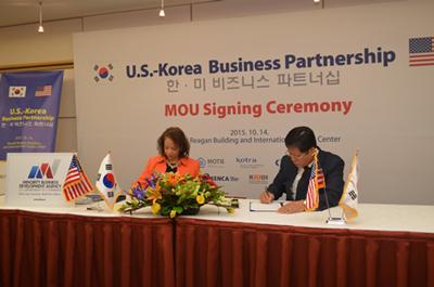 For the  signing of the MOI, MBDA was represented by National Director Alejandra Y. Castillo, while KOTRA was represented by President and CEO Jaehong Kim who is visiting from South Korea as a member of the delegation accompanying the South Korean Preside